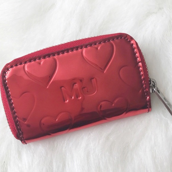 Marc Jacobs Handbags - Marc Jacobs Metallic Red Hearts Coin Small Pouch
